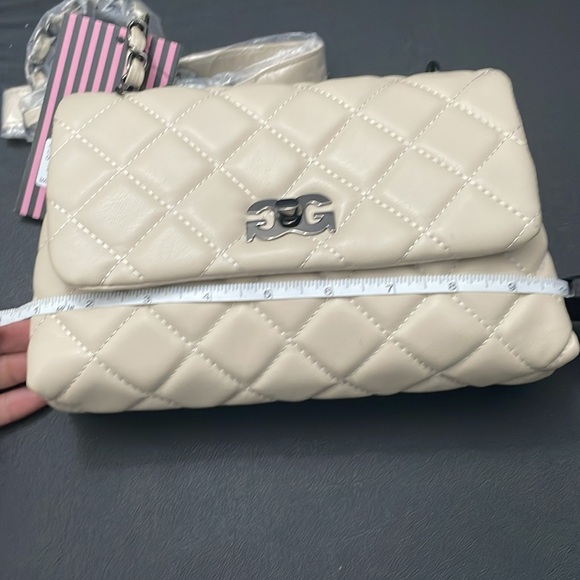 GILDA PARIS Quilted Crossbody Bag - Picture 7 of 8
